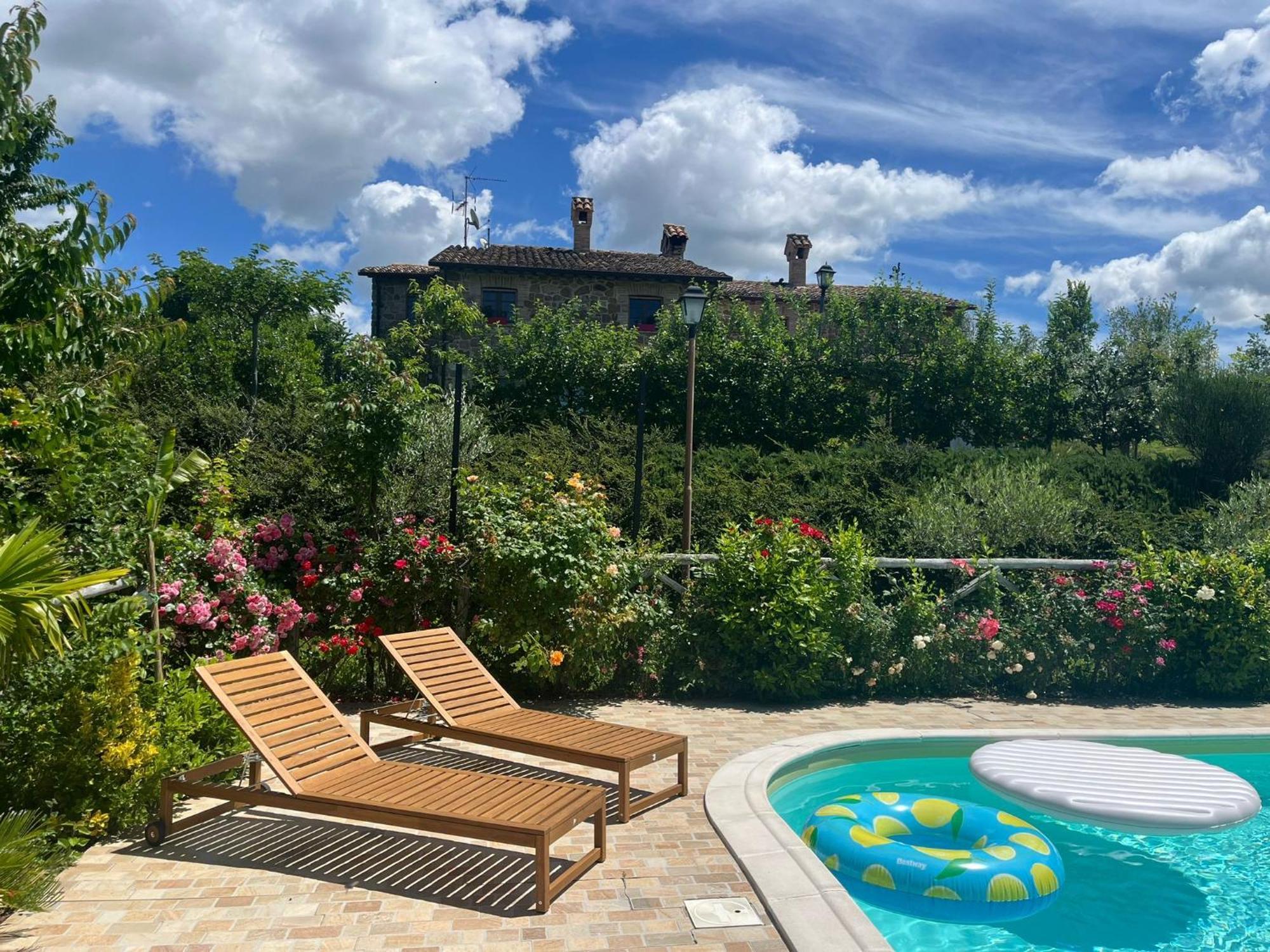 Agriturismo La Valle Dimenticata Urbania Buitenkant foto